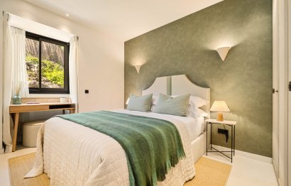 Resale - House - Detached Villa - Marbella - Nueva Andalucia