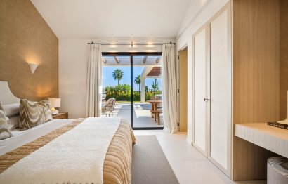 Resale - House - Detached Villa - Marbella - Nueva Andalucia