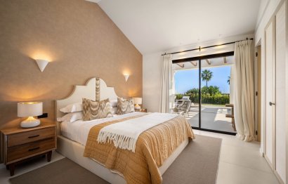 Resale - House - Detached Villa - Marbella - Nueva Andalucia