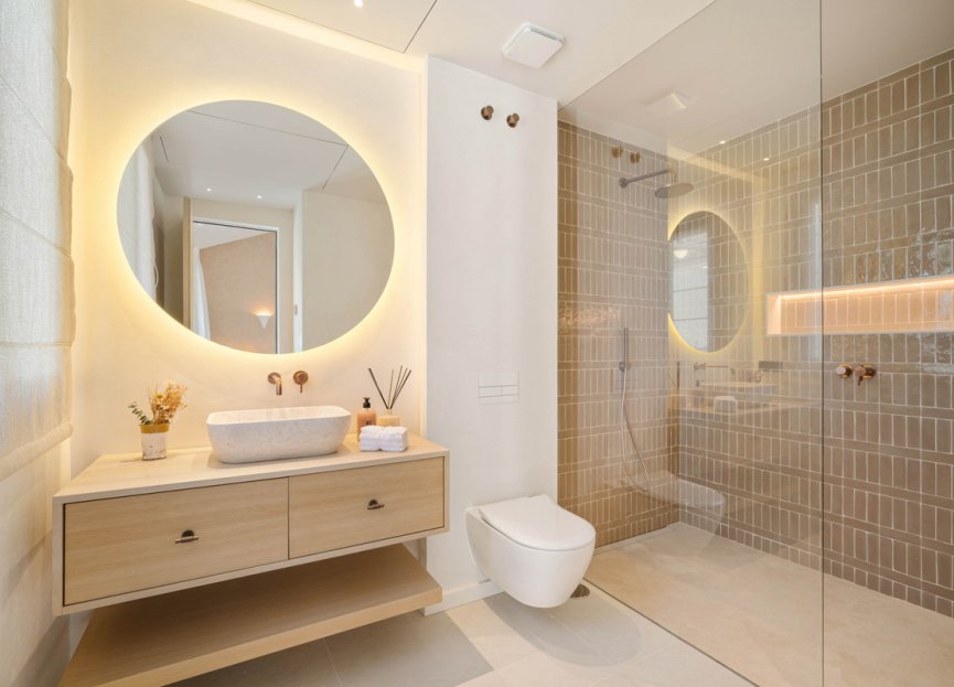 Resale - House - Detached Villa - Marbella - Nueva Andalucia