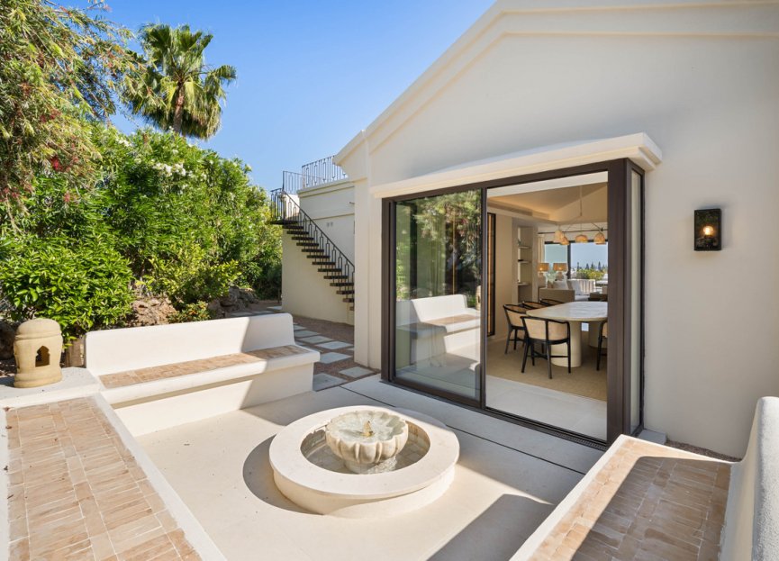 Resale - House - Detached Villa - Marbella - Nueva Andalucia