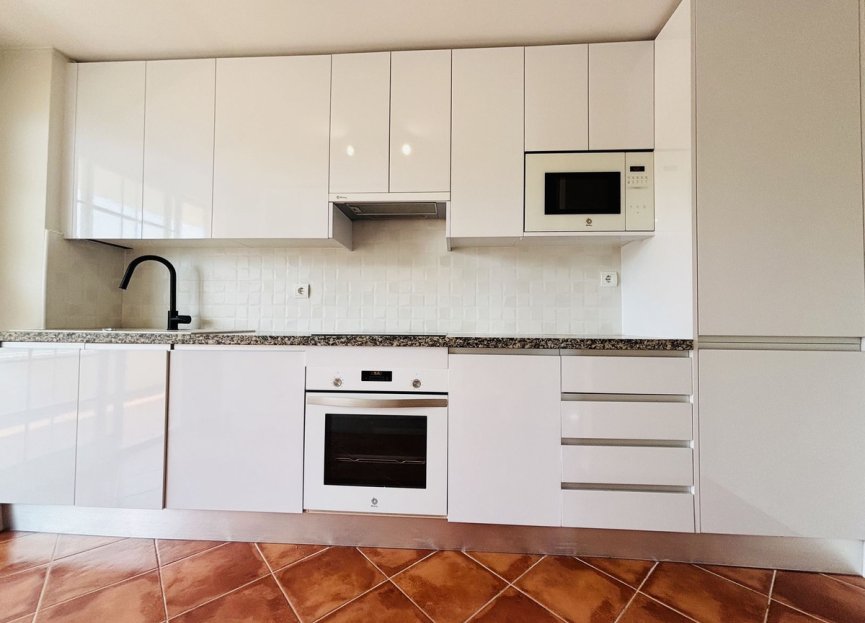 Resale - Apartment - Middle Floor Apartment - Benalmádena - Benalmadena Centro