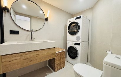 Resale - Apartment - Middle Floor Apartment - Benalmádena - Benalmadena Centro