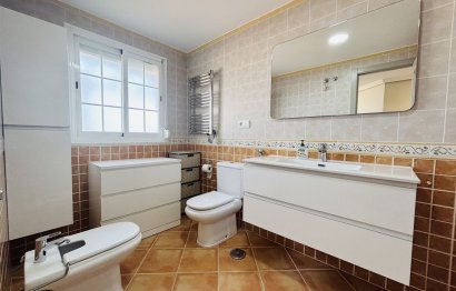 Resale - Apartment - Middle Floor Apartment - Benalmádena - Benalmadena Centro