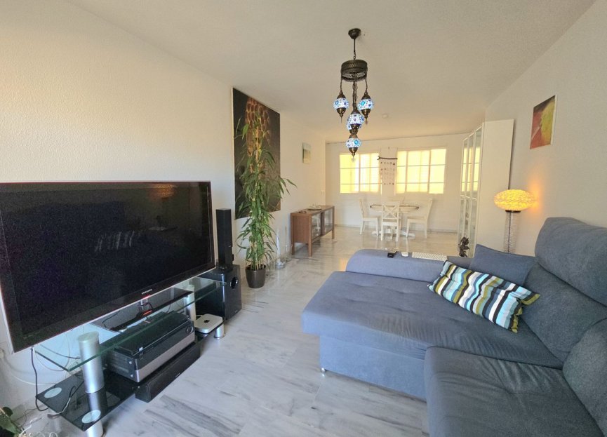 Resale - Apartment - Middle Floor Apartment - Benalmádena - Benalmadena Costa