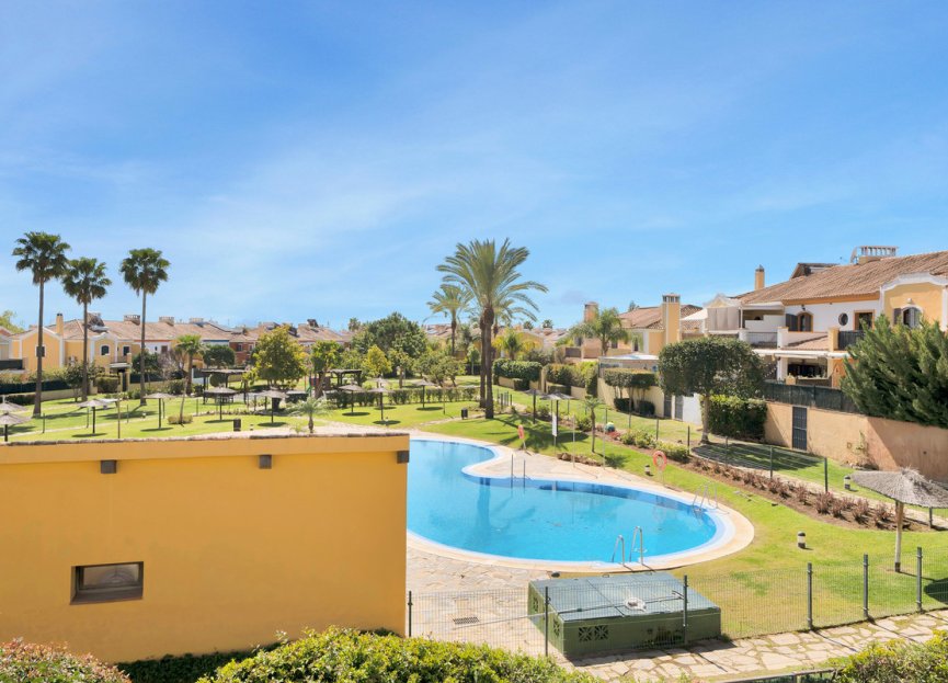 Resale - House - Townhouse - Marbella - Guadalmina Alta