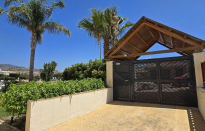 Resale - Apartment - Middle Floor Apartment - Benalmádena - Benalmadena Costa