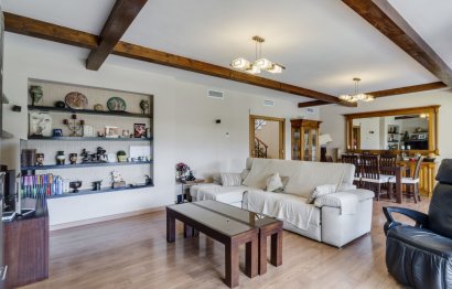 Reventa - House - Detached Villa - Marbella - Las Chapas