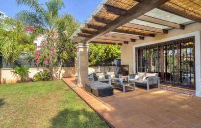 Reventa - House - Detached Villa - Marbella - Las Chapas