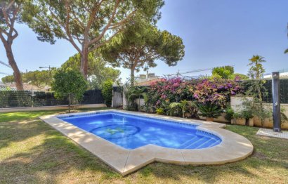 Reventa - House - Detached Villa - Marbella - Las Chapas