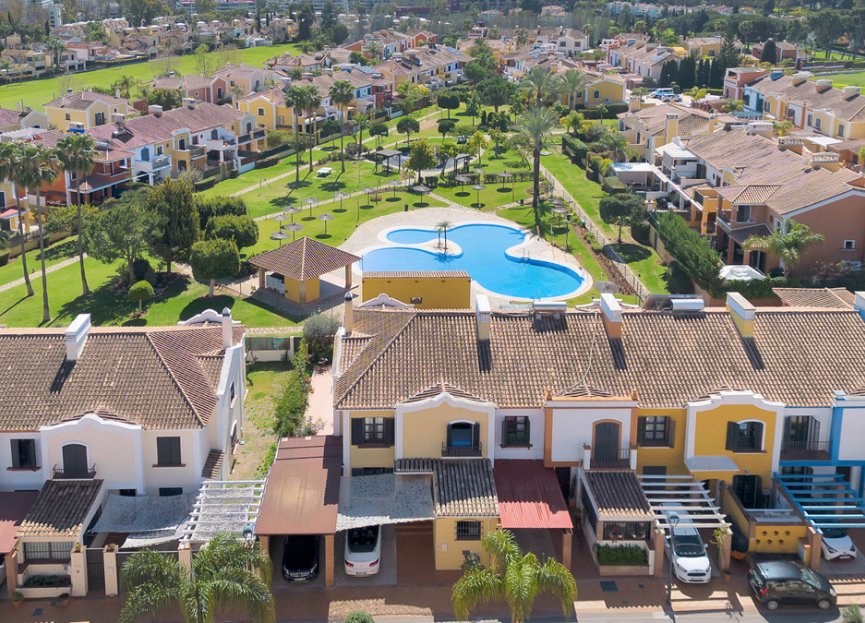 Resale - House - Townhouse - Marbella - Guadalmina Alta