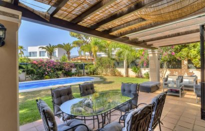 Reventa - House - Detached Villa - Marbella - Las Chapas