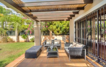 Reventa - House - Detached Villa - Marbella - Las Chapas