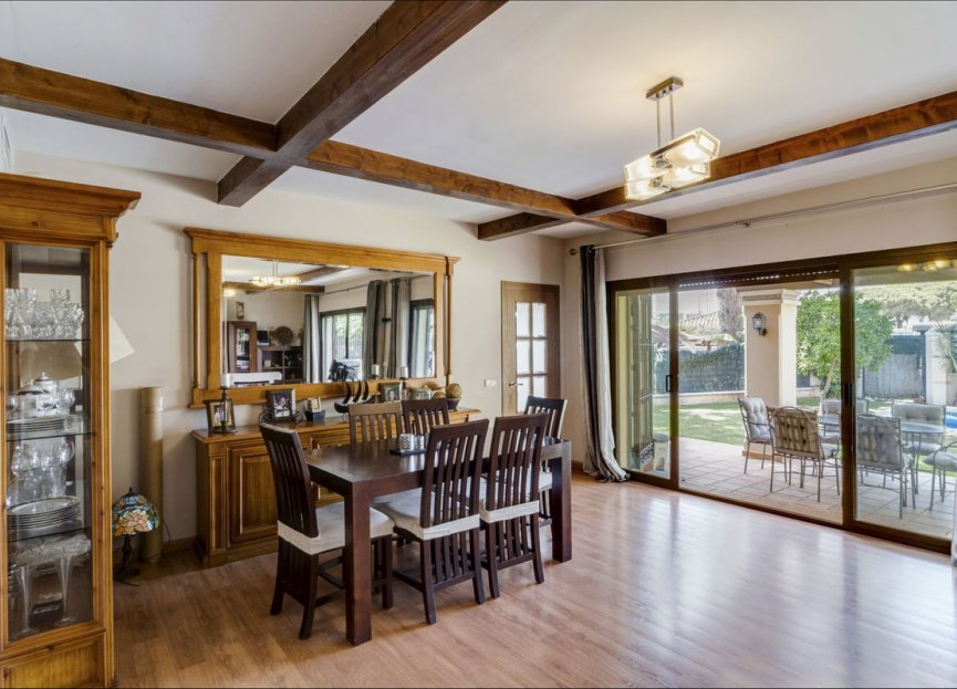 Reventa - House - Detached Villa - Marbella - Las Chapas