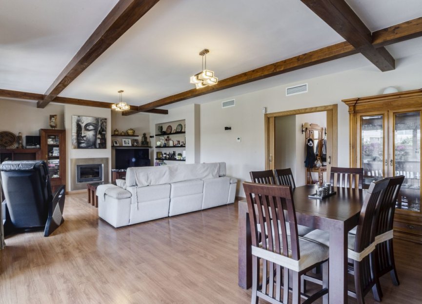 Reventa - House - Detached Villa - Marbella - Las Chapas