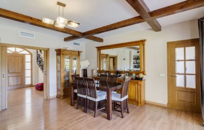 Reventa - House - Detached Villa - Marbella - Las Chapas