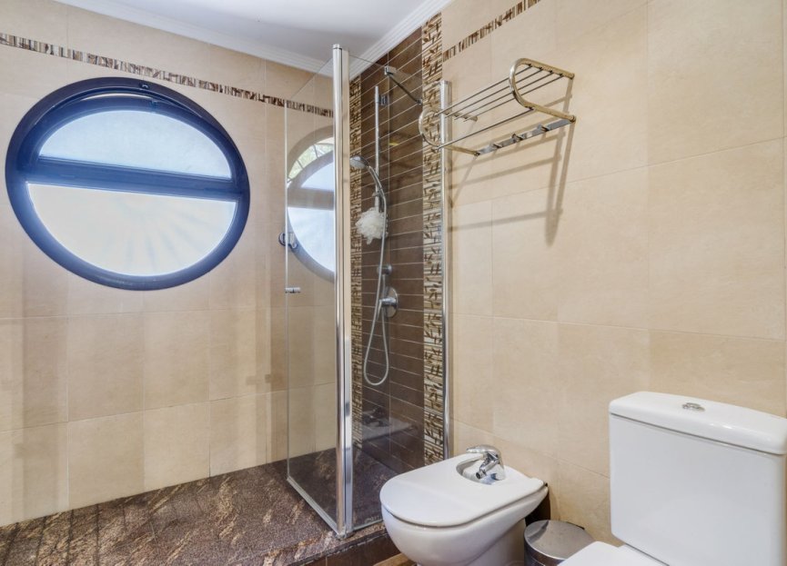 Reventa - House - Detached Villa - Marbella - Las Chapas