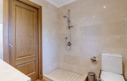 Reventa - House - Detached Villa - Marbella - Las Chapas