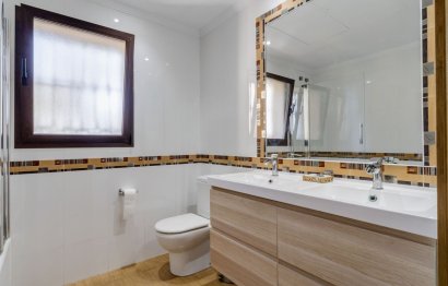 Reventa - House - Detached Villa - Marbella - Las Chapas