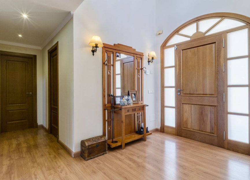 Reventa - House - Detached Villa - Marbella - Las Chapas