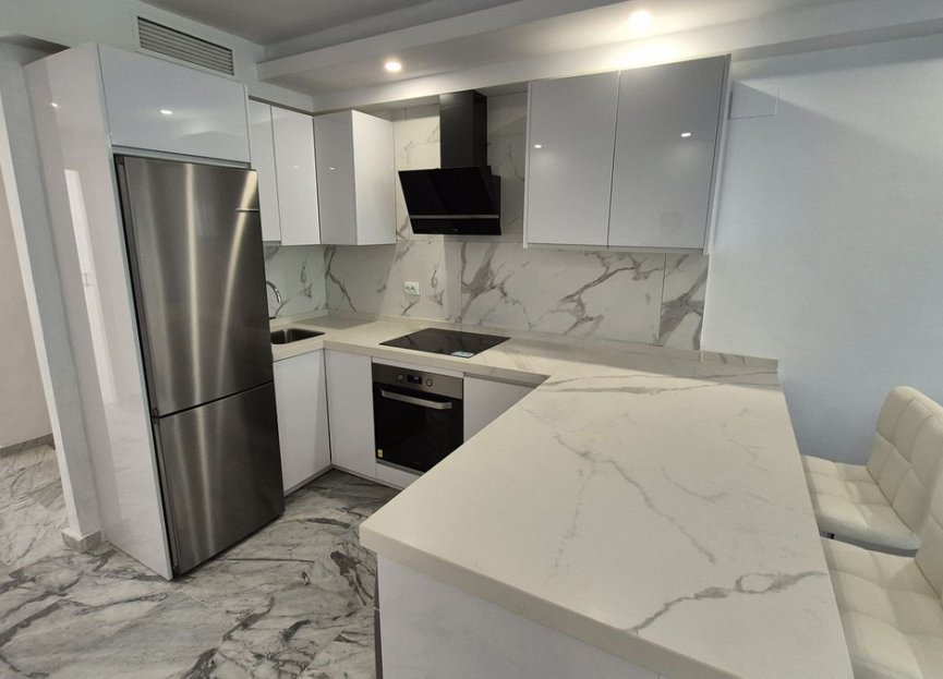 Resale - Ground floor apartment - Marbella - Bahía de Marbella