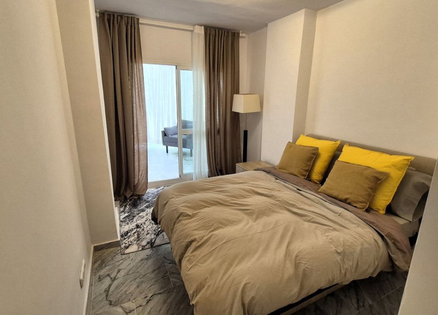 Resale - Ground floor apartment - Marbella - Bahía de Marbella