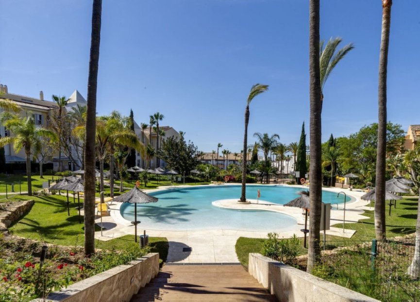 Resale - Ground floor apartment - Marbella - Bahía de Marbella