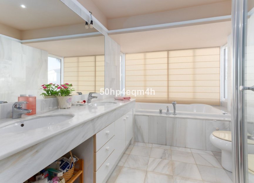 Resale - House - Detached Villa - Marbella - San Pedro De Alcantara