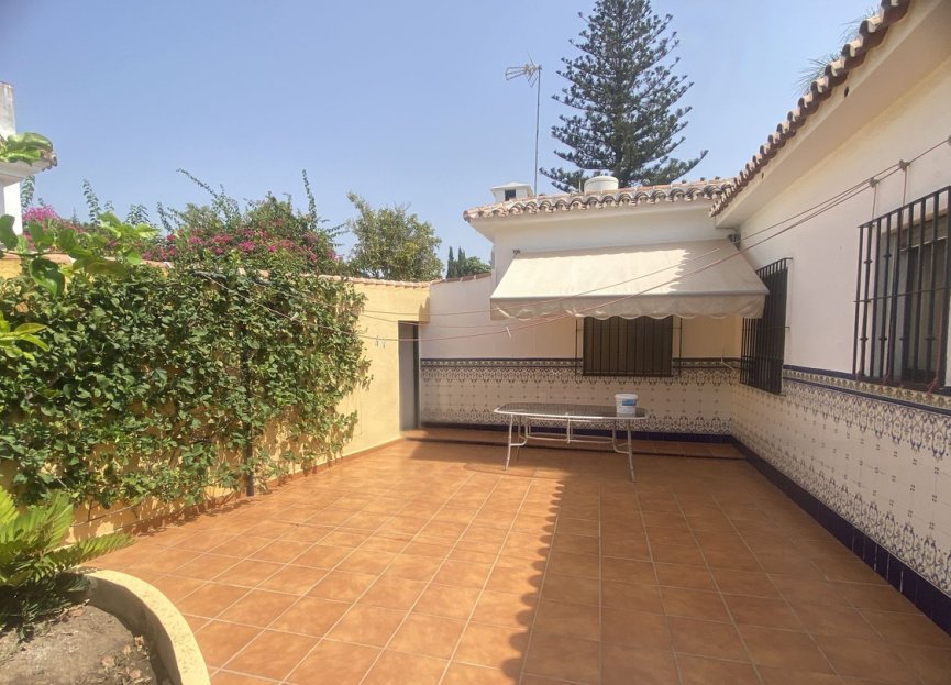 Resale - House - Detached Villa - Marbella - Elviria
