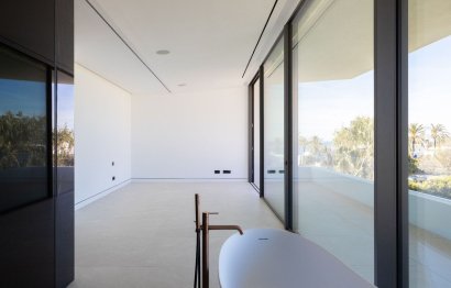 Resale - House - Semi-Detached House - Marbella - The Golden Mile