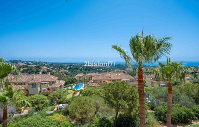 Resale - Apartment - Middle Floor Apartment - Marbella - Elviria