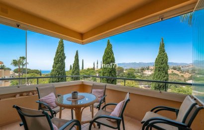 Resale - Apartment - Middle Floor Apartment - Marbella - Elviria