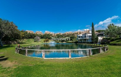 Resale - Apartment - Middle Floor Apartment - Marbella - Elviria