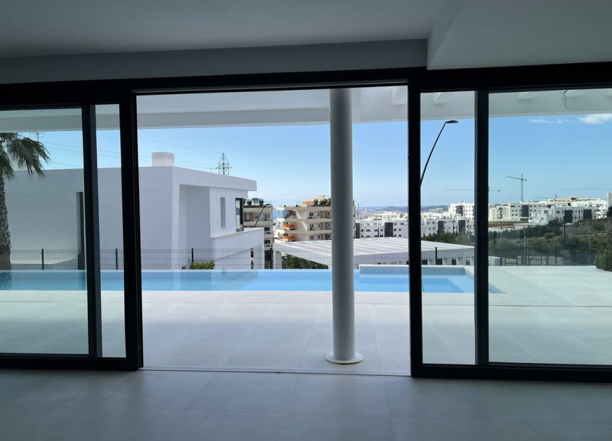 Reventa - House - Detached Villa - Fuengirola - Fuengirola Centro