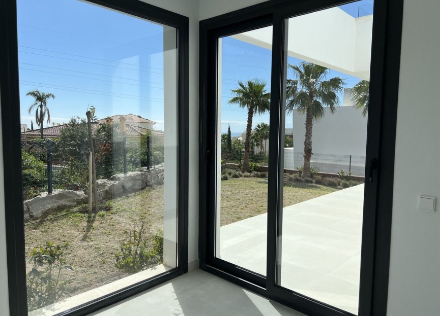 Reventa - House - Detached Villa - Fuengirola - Fuengirola Centro