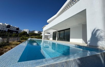 Reventa - House - Detached Villa - Fuengirola - Fuengirola Centro