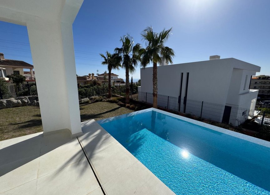Reventa - House - Detached Villa - Fuengirola - Fuengirola Centro