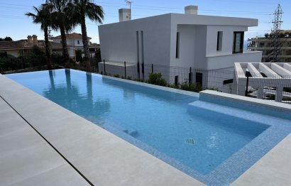 Reventa - House - Detached Villa - Fuengirola - Fuengirola Centro