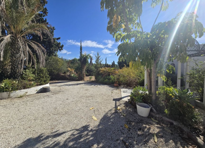 Resale - House - Detached Villa - Marbella - Marbella Centro