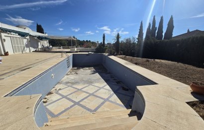 Resale - House - Detached Villa - Marbella - Marbella Centro