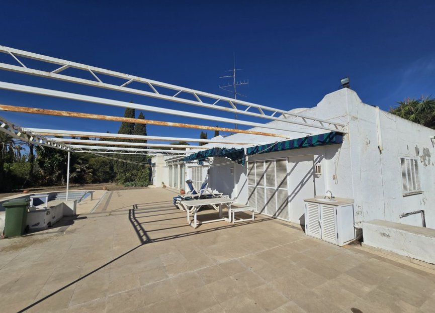 Resale - House - Detached Villa - Marbella - Marbella Centro