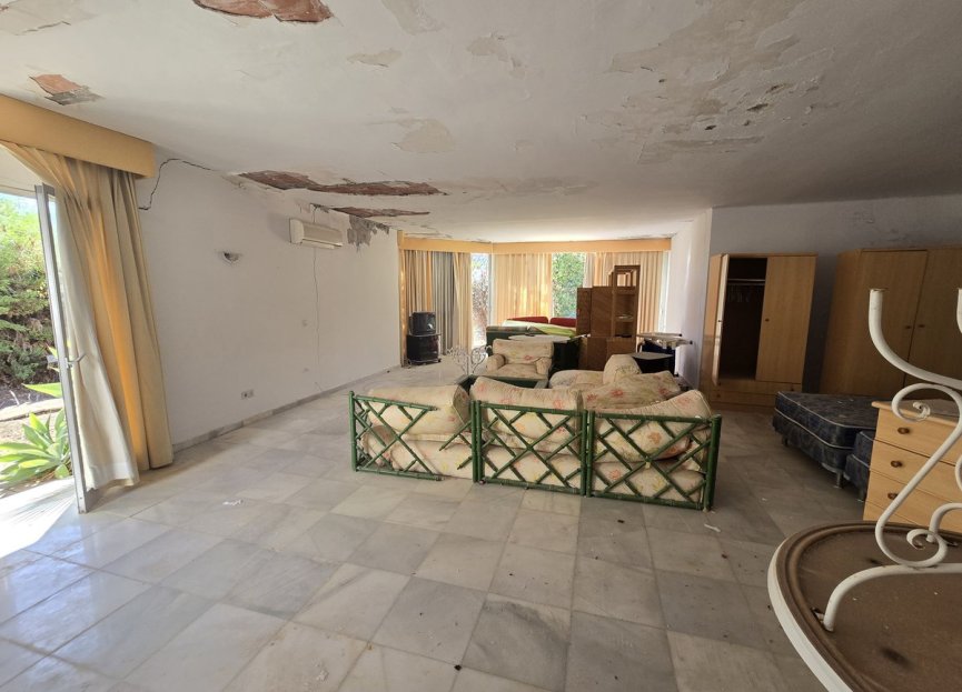 Resale - House - Detached Villa - Marbella - Marbella Centro