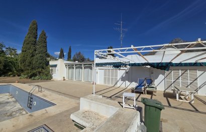 Resale - House - Detached Villa - Marbella - Marbella Centro