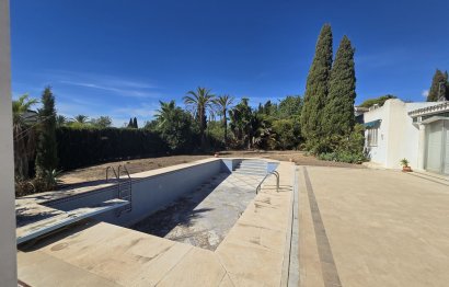 Resale - House - Detached Villa - Marbella - Marbella Centro