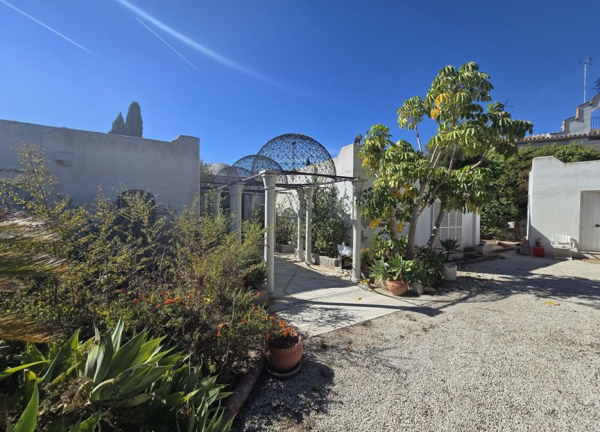 Resale - House - Detached Villa - Marbella - Marbella Centro