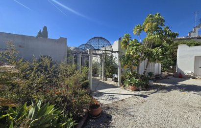 Resale - House - Detached Villa - Marbella - Marbella Centro