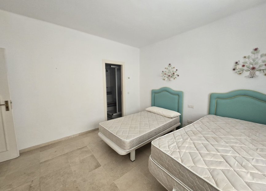 Resale - House - Detached Villa - Marbella - Marbella Centro