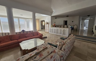 Resale - House - Detached Villa - Marbella - Marbella Centro