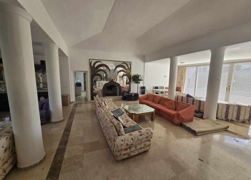 Resale - House - Detached Villa - Marbella - Marbella Centro