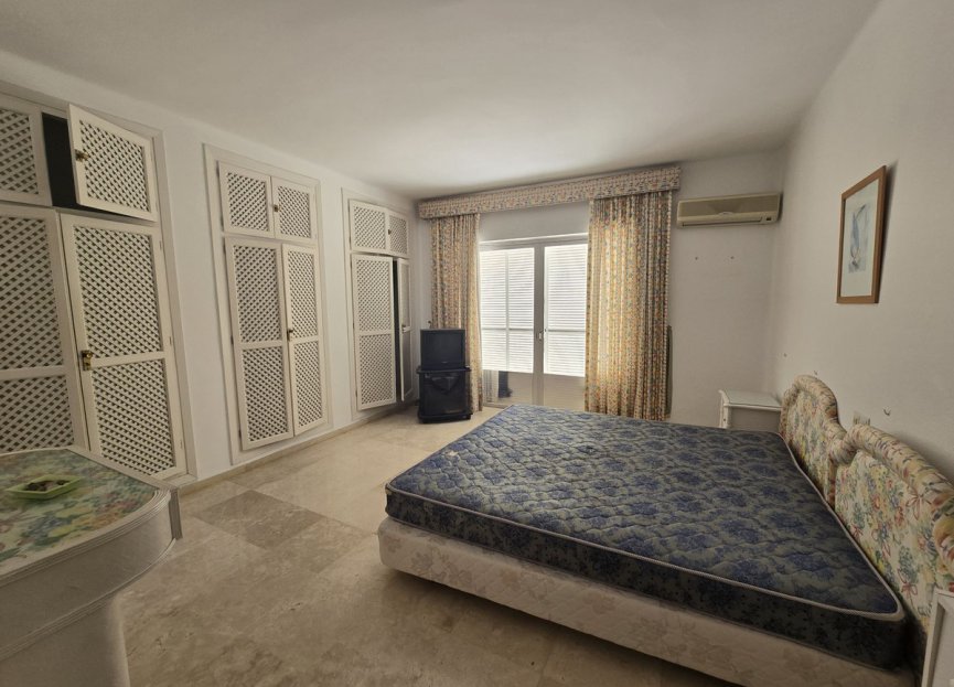 Resale - House - Detached Villa - Marbella - Marbella Centro